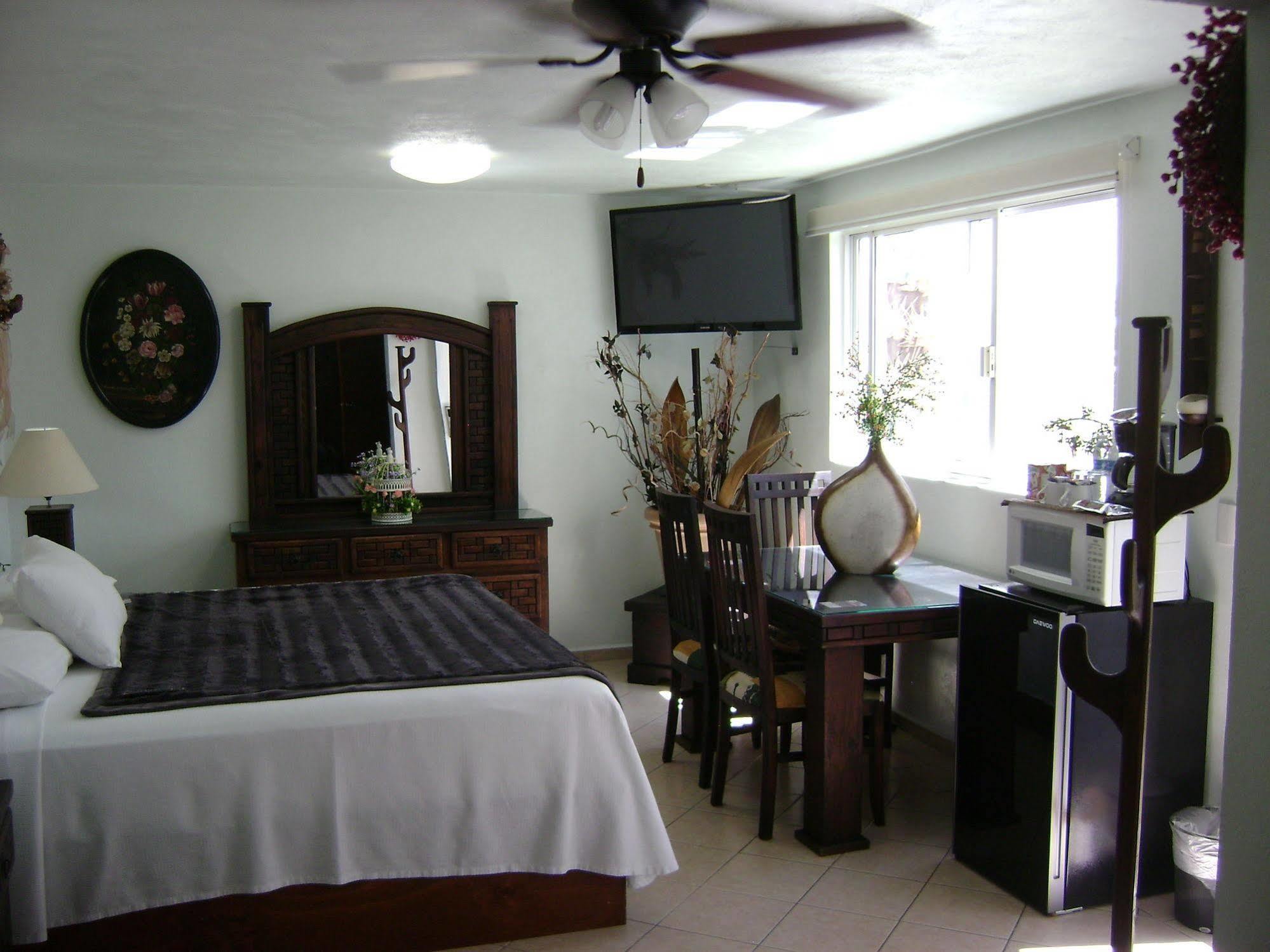 Residencia Sofia Hotel Querétaro Kültér fotó