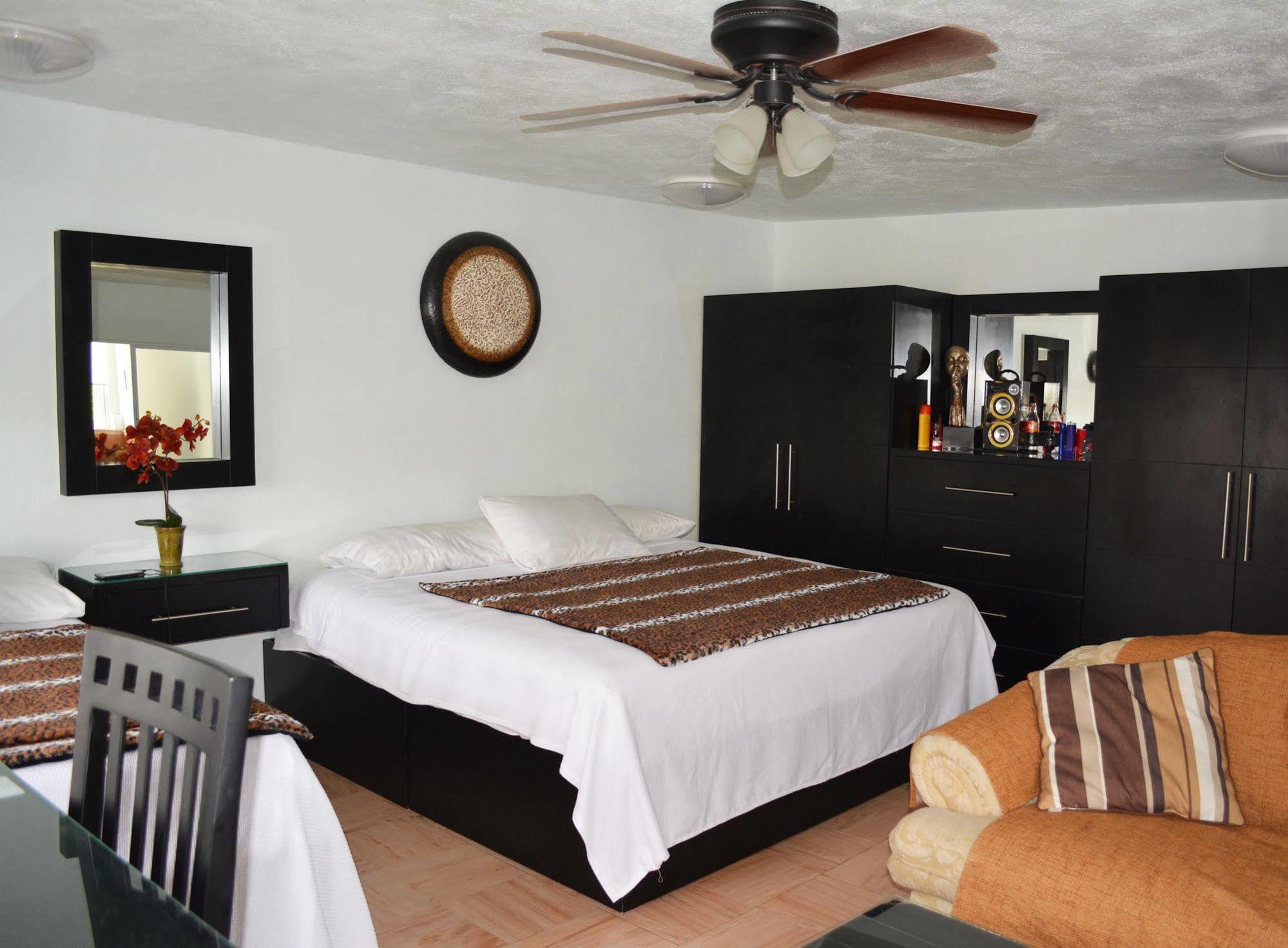 Residencia Sofia Hotel Querétaro Kültér fotó